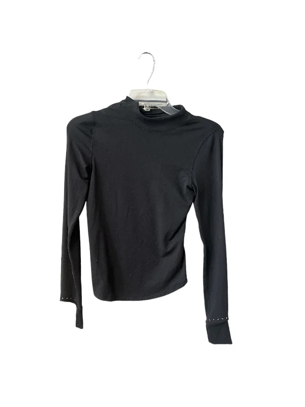 Athletic Top Long Sleeve Crewneck By Lululemon In Black, Size: 2