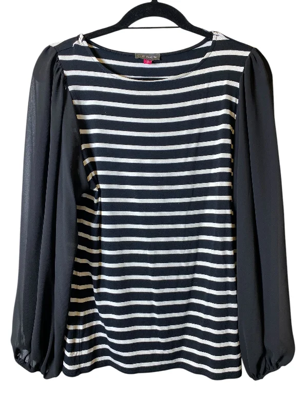 Top Long Sleeve By Vince In Striped Pattern, Size: M