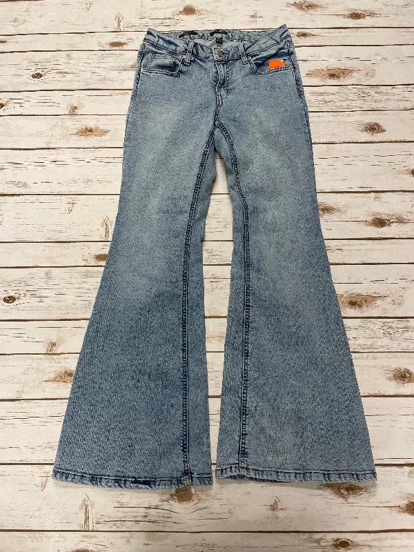 Jeans Flared By Wild Fable In Blue Denim, Size: 8